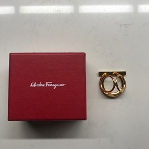 Salvatore Ferragamo scarf ring